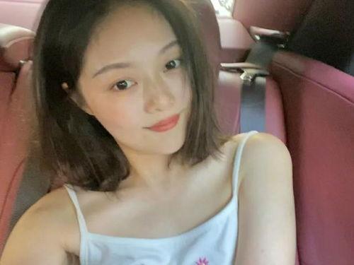 网红爱婷哥吃瓜视频在线,揭秘网红爱婷哥吃瓜视频背后的热点事件 第3张 网红爱婷哥吃瓜视频在线,揭秘网红爱婷哥吃瓜视频背后的热点事件 第3张