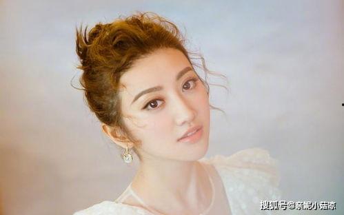 景甜爆料婚房视频,甜蜜婚照与温馨家居细节大揭秘 第3张 景甜爆料婚房视频,甜蜜婚照与温馨家居细节大揭秘 第3张