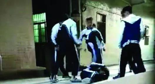 打人的武校爆料视频,打人视频揭露惊人内幕 第2张 打人的武校爆料视频,打人视频揭露惊人内幕 第2张