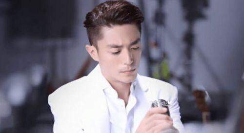 霍建华健身房爆料视频,健身达人霍建华日常健身生活大揭秘 第3张 霍建华健身房爆料视频,健身达人霍建华日常健身生活大揭秘 第3张