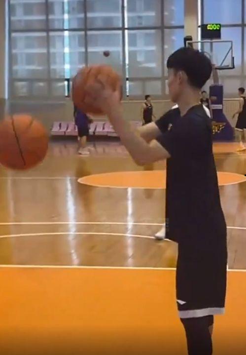 记者爆料徐杰视频,记者爆料背后的真相与争议