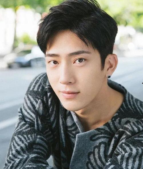 最新爆料井柏然,神秘女友身份引网友热议 第2张 最新爆料井柏然,神秘女友身份引网友热议 第2张