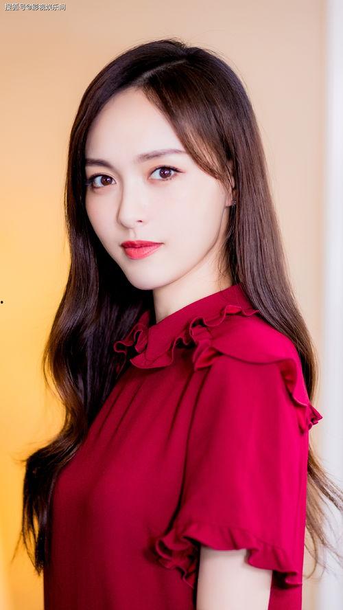 王芳爆料女神视频,女神幕后视频曝光，真相令人震惊！