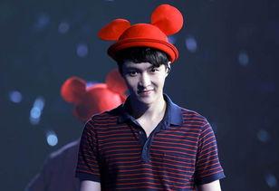 张艺兴家世背景最新爆料  第2张