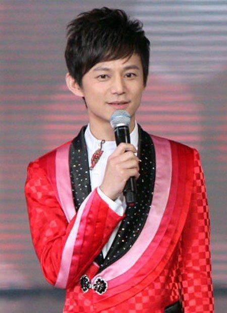 何炅爆料娱乐圈黑暗内幕  第3张