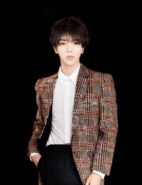 明星爆料选妃视频播放大全,独家爆料视频大放送  第2张