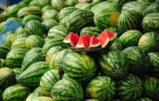 伊犁网红吃瓜事件真相,真相与反思  第2张